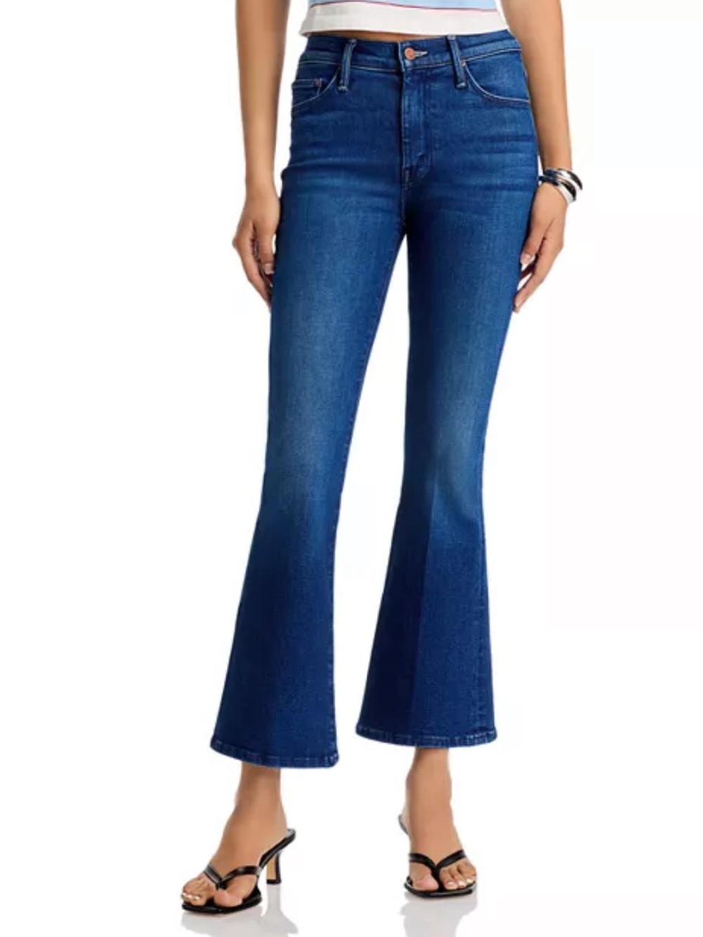 MOTHER The Lil Weekender Mid Rise Flared Jeans in Nip It In The Butt Size 26